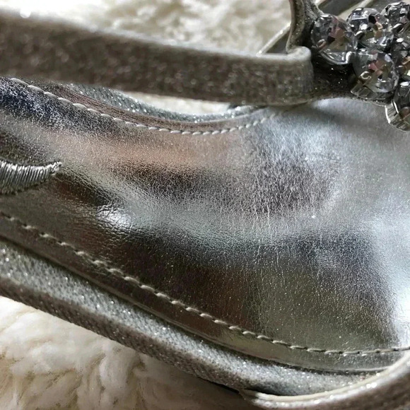 Nina Sparkly Silver 2” Heels Size 5.5 - Picture 14 of 14